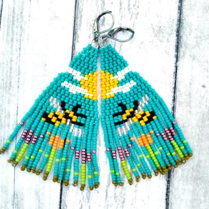 Honeybee and Tulips Seed Bead 2-Drop Brick Stitch Fringe Tassel Earring Pattern
