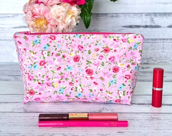 Soft Pink Rose Pattern Travel Makeup Bag, Large Cosmetic Bag, Magenta Pink Toiletry Bag, Floral Pencil Case, Makeup Bag for Purse