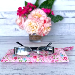 Soft Pink Rose Pattern Fabric Glasses Case, Soft Sunglasses Case, Floral Eyeglasses Case, Magenta Pink Rose Reading Glasses Case image 5