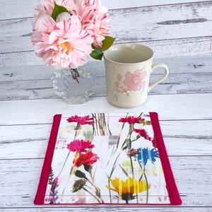 Colourful Wildflower Meadow Pattern Large Fabric Mug Rug with Padding to Absorb Accidental Spills, Multicoloured Floral Mug Rug Coaster Gift