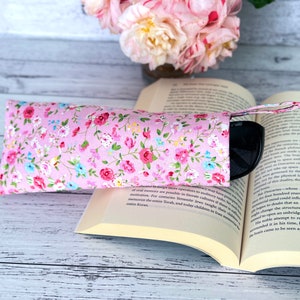 Soft Pink Rose Pattern Fabric Glasses Case, Soft Sunglasses Case, Floral Eyeglasses Case, Magenta Pink Rose Reading Glasses Case image 7