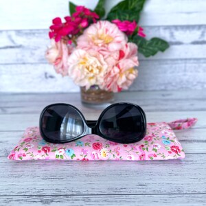 Soft Pink Rose Pattern Fabric Glasses Case, Soft Sunglasses Case, Floral Eyeglasses Case, Magenta Pink Rose Reading Glasses Case image 6