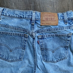USA MADE Levi&#39;s MOM Jeans - 10 Long - 551 Relaxed Tapered Leg - 100% Cotton