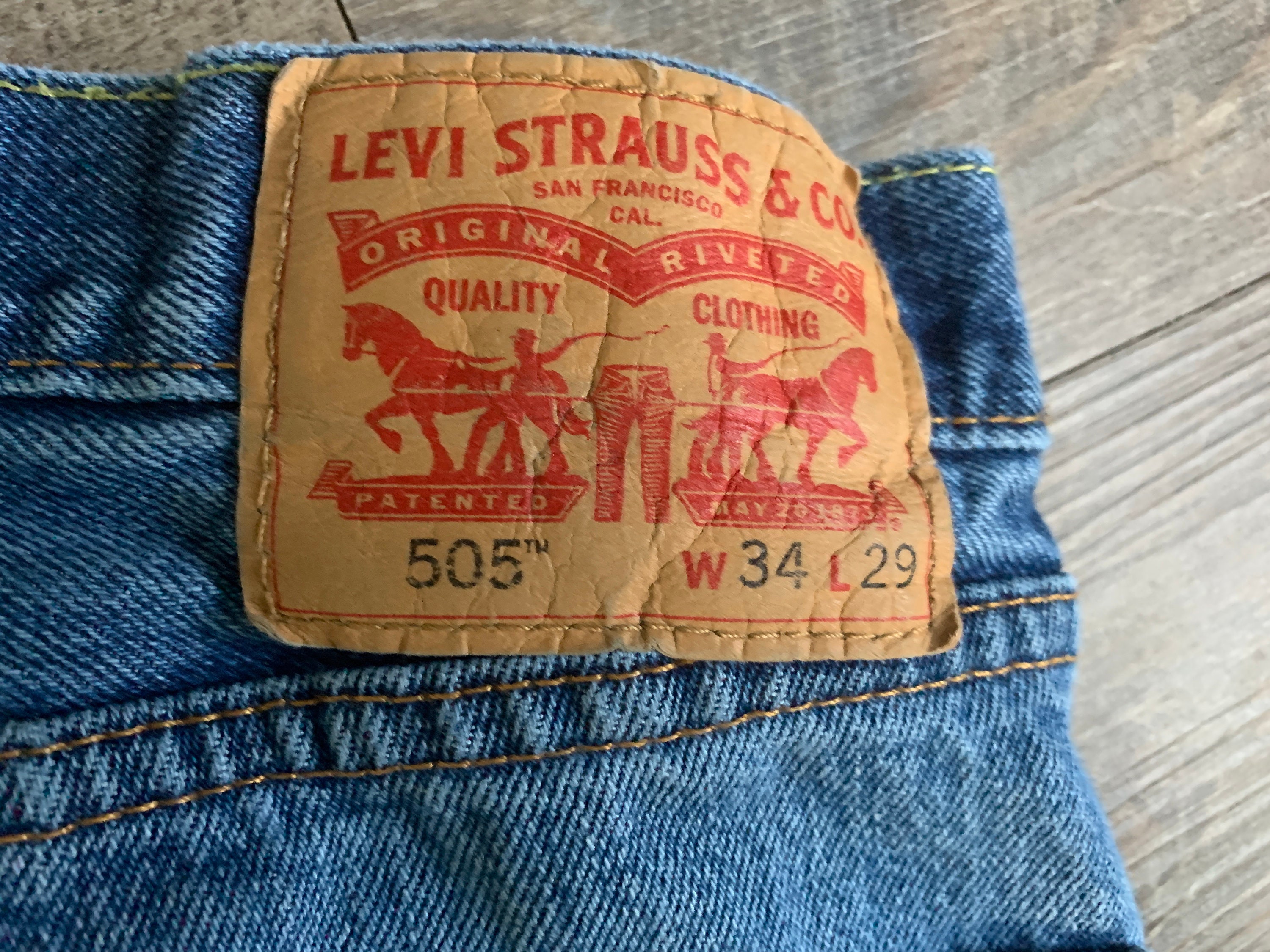 Mens Levis Strauss Original Riveted Jeans Size 31/34