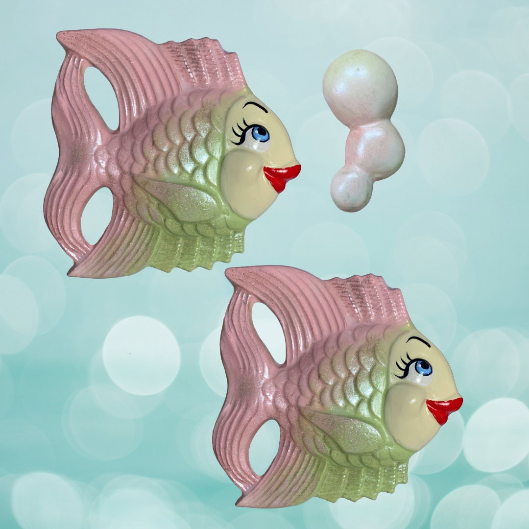 Pair of Small Fish + Bubble Chalkware SET