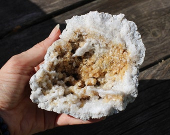 Geoda kwarcowa dwukolorowa