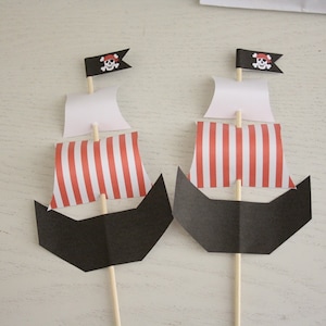 Pirate Ship Toppers (Boy&#39;s Red version) - Instant Download - Make your own Pirate Ship to add to your party decorations/cake or food.