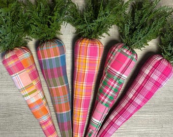 Fabric carrots,  Set of 3 large stuffed carrots, carrots, Easter carrots, Easter decor, velvet carrot, sequin carrot, Easter, fabric carrot
