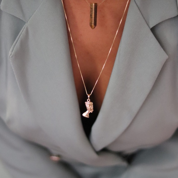 14K gold filled Nefertiti pendant necklace, Nefertiti chain, Queen necklace