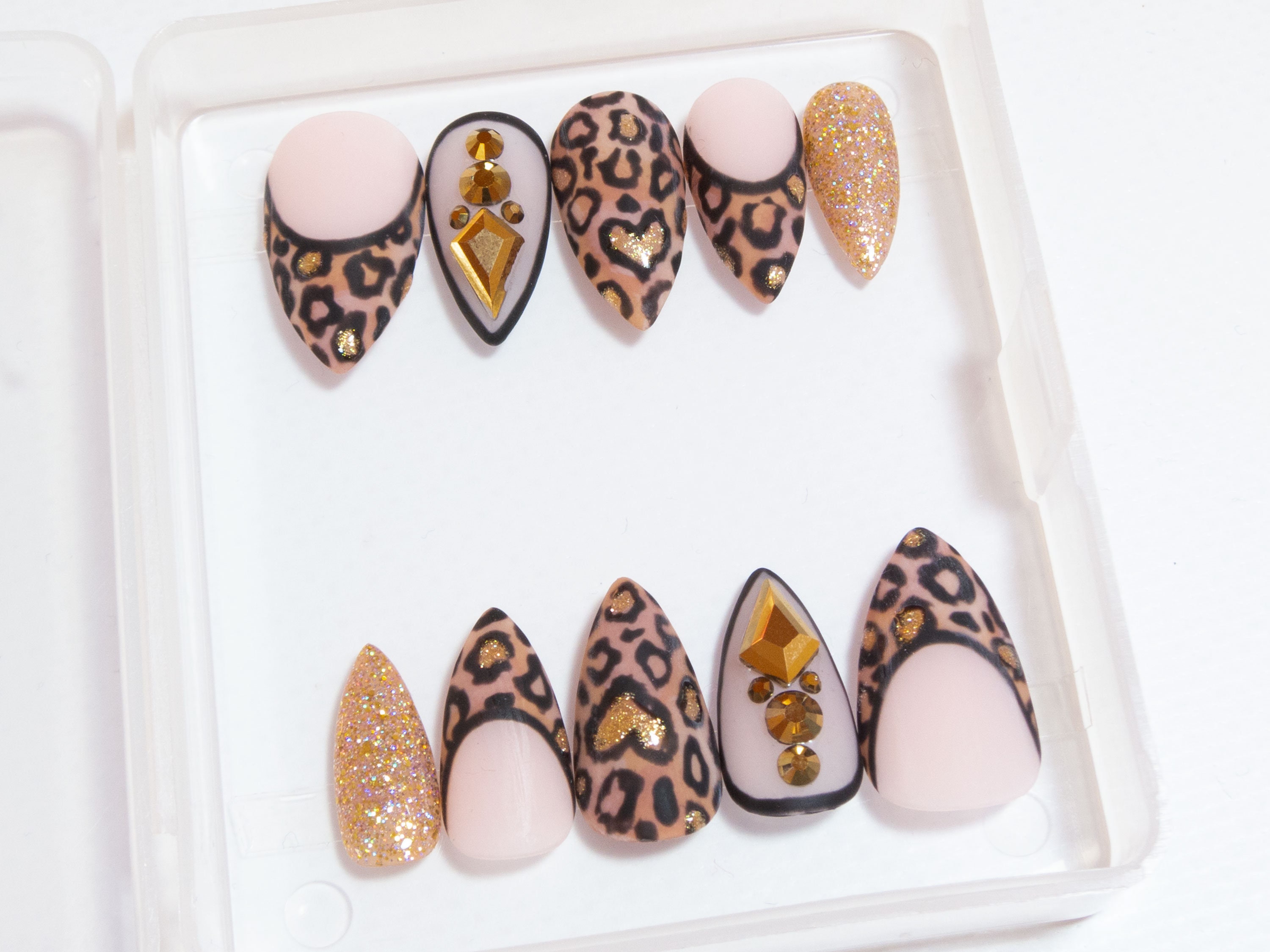 Leopard Fake Nails -  Norway