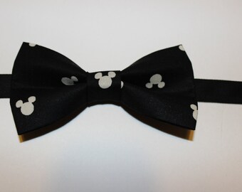 Black & White(Ivory) Mickey Mouse Bow Tie