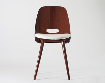 Tatra II. – Functionalist / MCM dining chair set from 1963