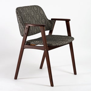 Rhombus paterned Functionalist / MCM dining chair from 1970's image 2