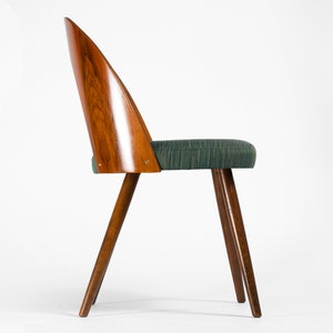 Ensemble de chaises fonctionnaliste / MCM des années 1960 6 pièces image 3