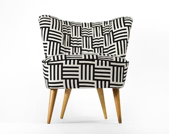 Silla de cóctel en blanco y negro completamente restaurada de la década de 1970