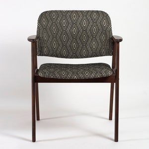 Rhombus paterned Functionalist / MCM dining chair from 1970's image 1