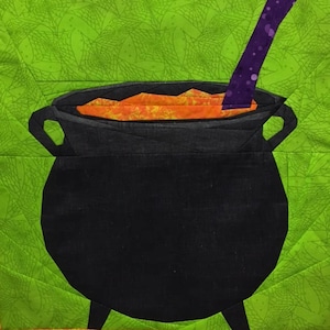 Witch Cauldron Foundation Paper Piecing Pattern