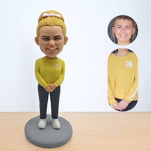 Custom bobblehead for mom, Create Your Own Bobblehead, Personalized action figure of yourself, Handmade bobbleheads female, gift for her