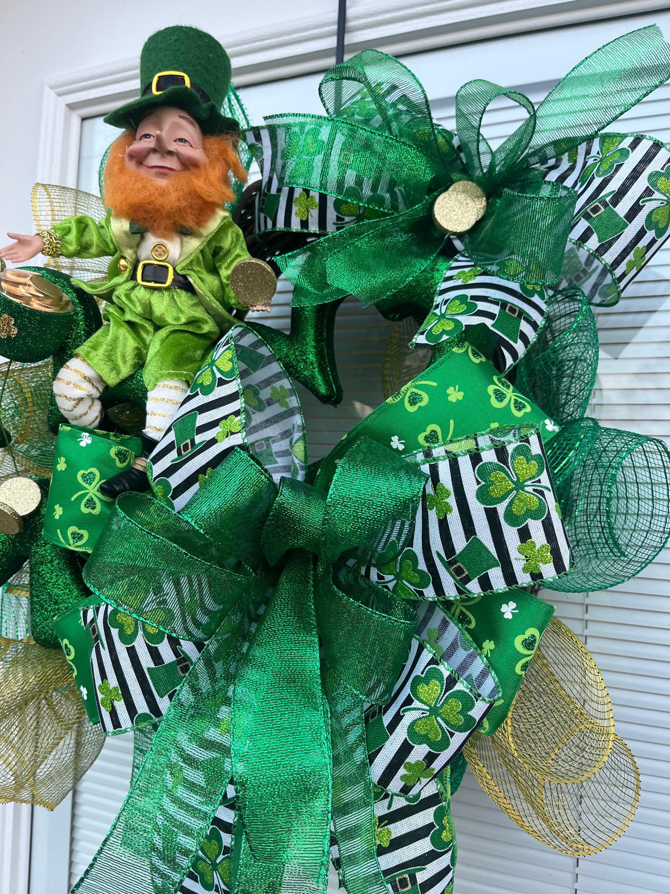 St. Patricks Day Pot of Gold Wreath Four Leaf Clover Door Hanger