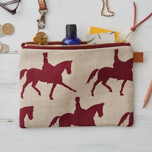 Bolsa con cremallera de lino impreso - Dressage