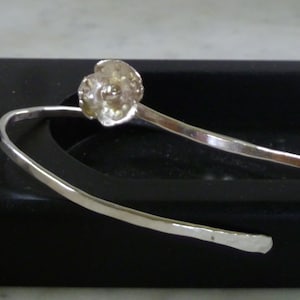 Sterling Silver open bangle bracelet with flower