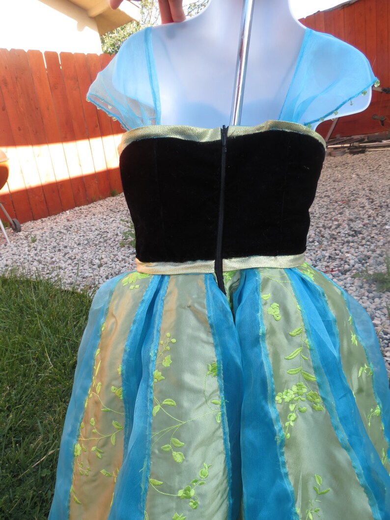 anna coronation day costume
