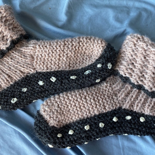 Adults easy flat knit fancy rib slipper socks sn UGG ly Aran yarn OOAK pdf pattern FRANSKNITS size 4-7 +