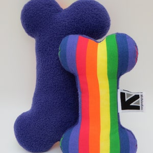 Pride LGBTQ Rainbow Print Small or Medium Fabric Squeaky Dog Toy Bone Bild 8