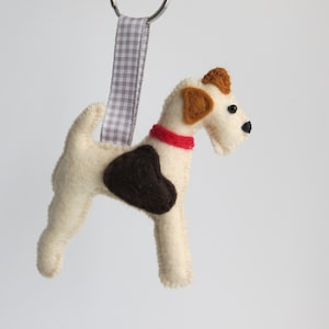 Wire Fox Terrier Hand Sewn Felt Dog Keyring image 1