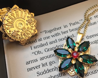 Anastasia Music Box With Necklace Key Replica - Anastasia Music Box Etsy : My parents bought me one for my 5th birthday but i accidently broke the top off.