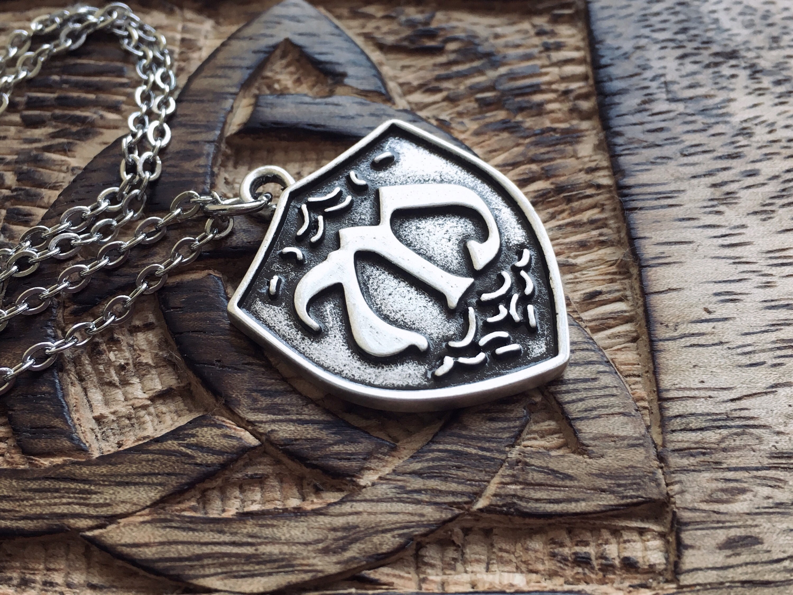 Legacies Hope Necklace Mikaelson Family Crest Pendant The Etsy