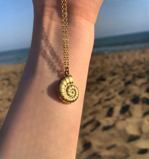 Gold Seashell Necklace Sea Shell Conch Pendant Beach Jewelry