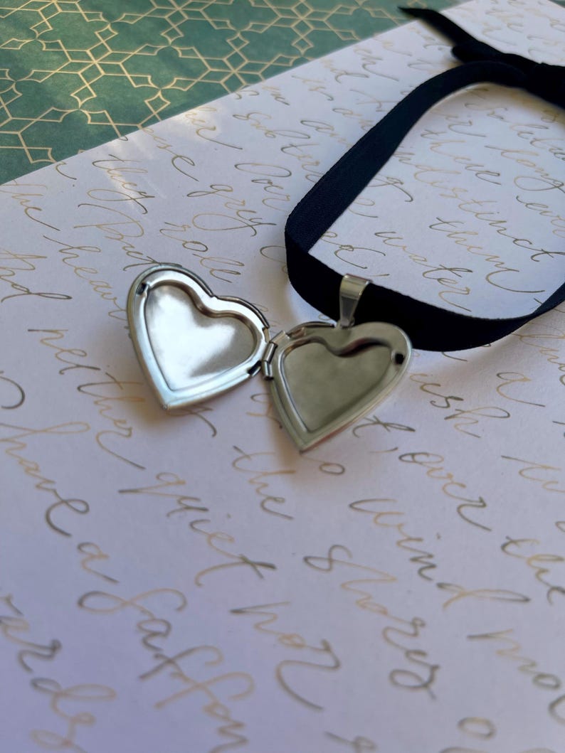 Heart Locket Choker Necklace - Stainless Steel - Ribbon Satin Velvet ...