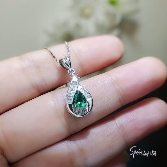 Tiny Teardrop  Emerald Necklace - 18KGP @ Sterling Silver - Gemstone Halo Simple Class Minimalist Emerald Pendant #251