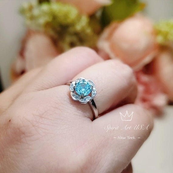 Aquamarine Ring Sterling Silver Flower  Size  March birthstone 1059
