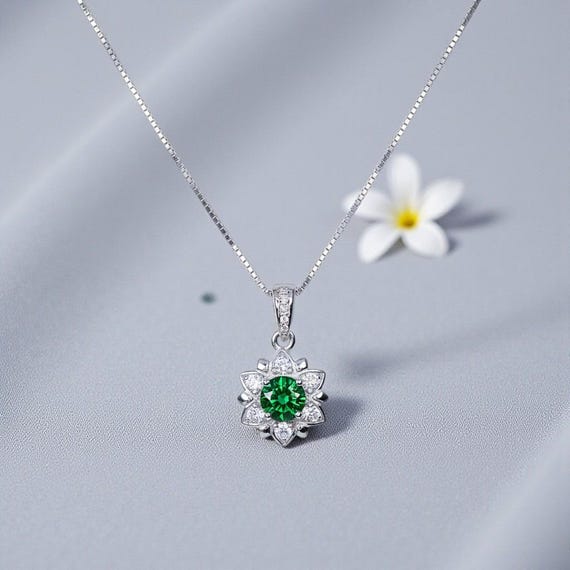 Green Diopside Flower Necklace, 925 Sterling Silver 18k Gold Plated, 5mm Round Gemstone Pendant, Dainty Minimalist Jewelry 1139