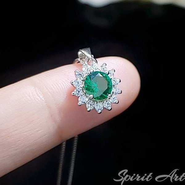 Tiny Green Emerald Necklace Sterling Silver Gemstone Sunflower 0.85 CT Minimalist 036