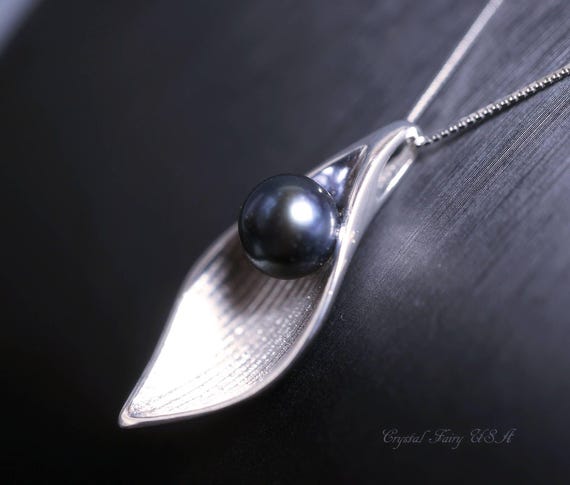 Black Pearl Necklace Sterling Silver - Delicate Datiny  Leaf Pendant, Artist Design Style Black Pearl Jewelry 1045
