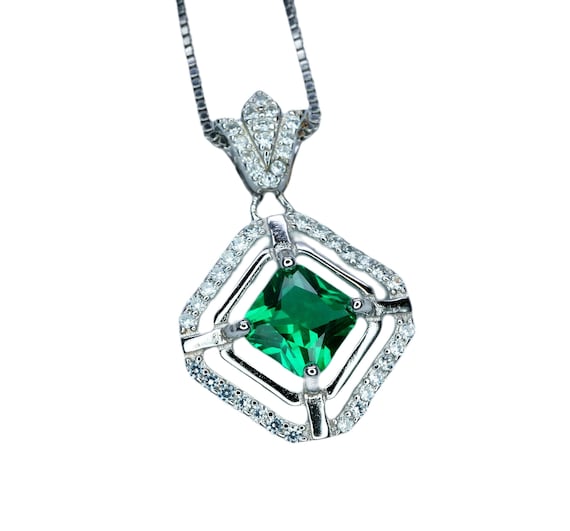 Emerald Pendant Necklace in 925 Sterling Silver Overlap Square Design May Birthstone 18K white yellow rose Gold Plated Gemstone Jewelry 249