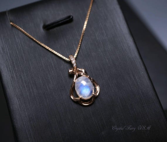 Rose Gold Box Chain Moonstone Necklace - Delicate Flahsing Moonstone Jewelry -  Solitaire Moonstone Pendant ,  Dainty Floral Style Necklace