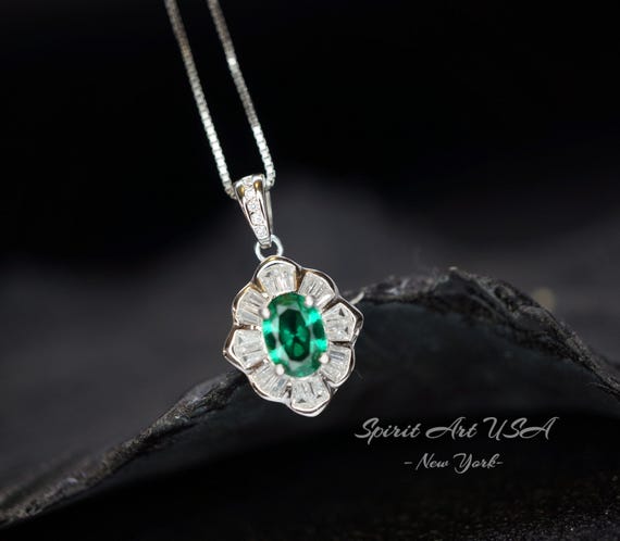 Tiny Emerald Necklace - 18kgp @ Sterling Silver - Mini Green Emerald Pendant -  Gemstone Flower Style - May Birthstone #197