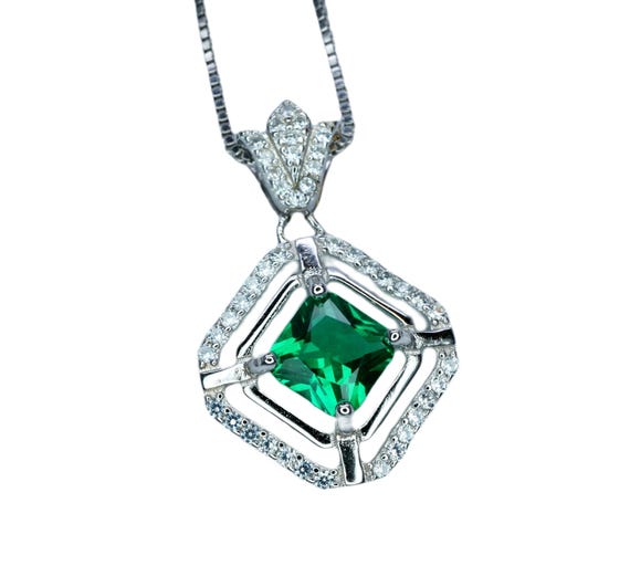 Emerald Pendant Necklace in 925 Sterling Silver Overlap Square Design May Birthstone 18K white yellow rose Gold Plated Gemstone Jewelry 249
