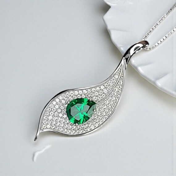 Sterling Silver Emerald Leaf Necklace, Pear Cut Green Gemstone Pendant, 18K White Gold Plated Nature Inspired Jewelry, Adjustable Chain  904