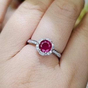 Tiny Ruby Flower Ring, Sterling Silver 0.85 CT, Red Ruby Ring, July Birthstone Gemstone Jewelry  ring 1058