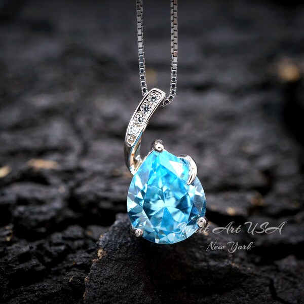 Aquamarine Tropical Flower Necklace