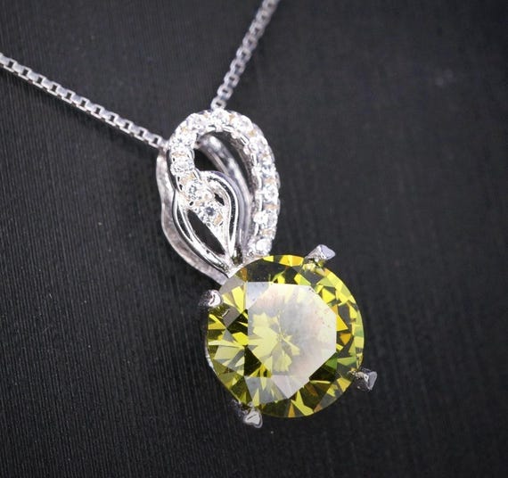 8mm 2ct Round Peridot Necklace - Sterling Silver Halo Lab Created Peridot Pendant -  Halo Green August Birthstone Jewelry 087