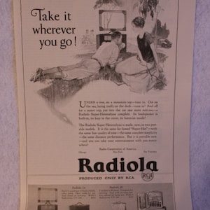 Radiola (RCA) - Wrigley's Juicy Fruit Gum - Vintage Magazine Advertisement The Literary Digest ca. 1920s