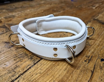 Fessel- Fesselhalsband Echt Leder in weiß, schwer, gepolstert
