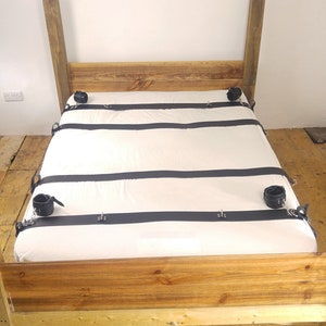 Bettfesseln Leder Bondage Fesseln Krankenhaus Medizinische Anstalt Handgelenk, Fußfesseln und Bettfesseln plus Übergurte