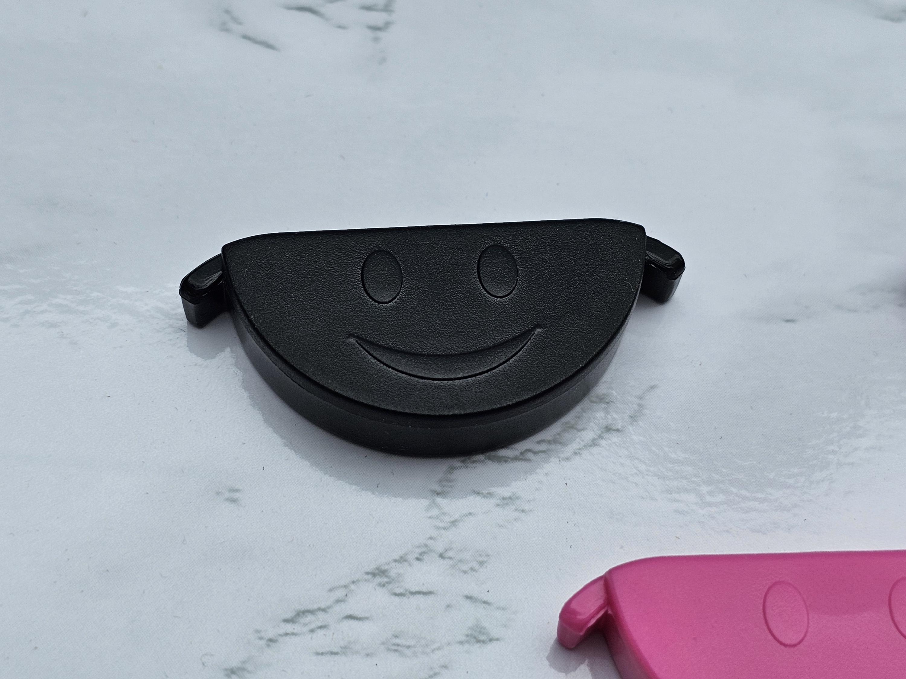 Guide De Couture Magnétique SEW TASTY - Smiley - Pour Machine à Coudre